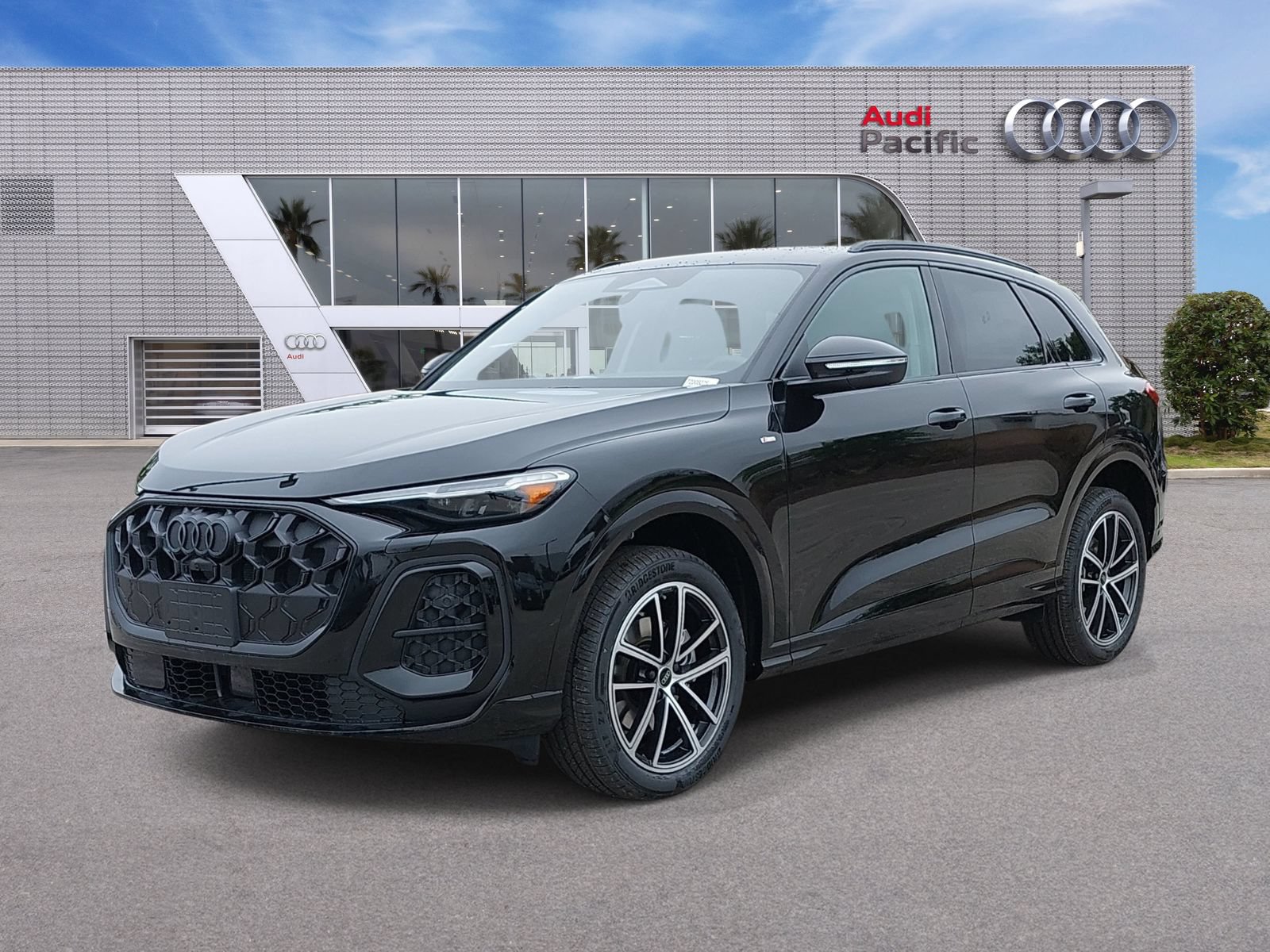 New 2026 Audi Q5 Premium Plus AWD/4WD image 1