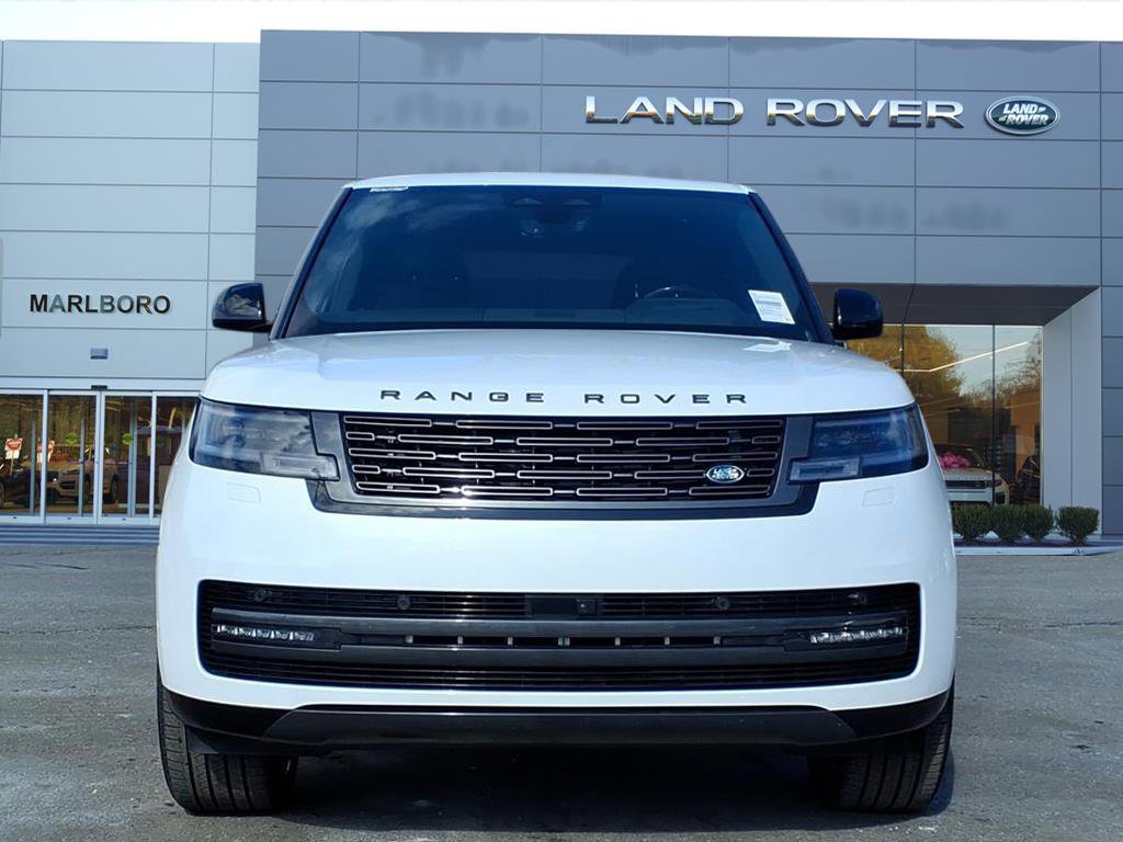 New 2026 Land Rover Range Rover SE image 8