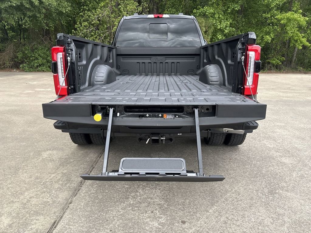 Used 2026 Ford F450 Platinum AWD/4WD image 27