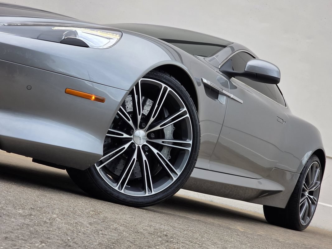 Used 2012 Aston Martin Virage Coupe RWD image 8