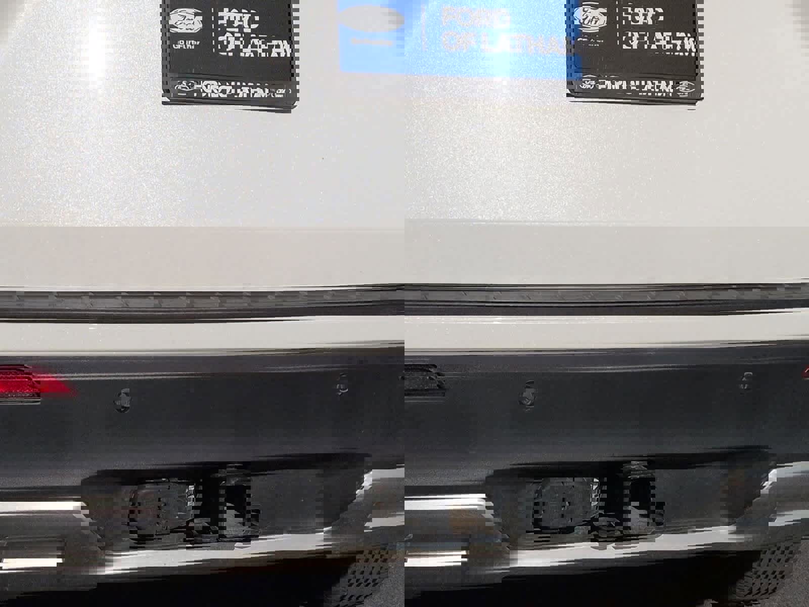 Certified 2023 Ford Explorer XLT w/ Equipment Group 202A image 35