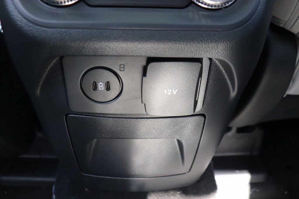 New 2026 Ford Explorer Active w/ Active Comfort Package image 20