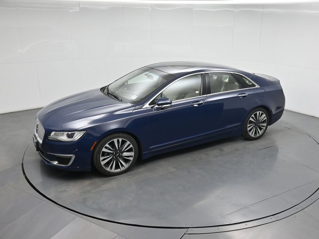 Used 2018 Lincoln MKZ Reserve FWD image 39