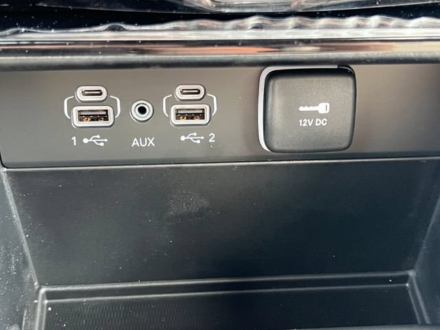 New 2026 Jeep Grand Cherokee L Limited w/ Limited Altitude Package AWD/4WD image 28