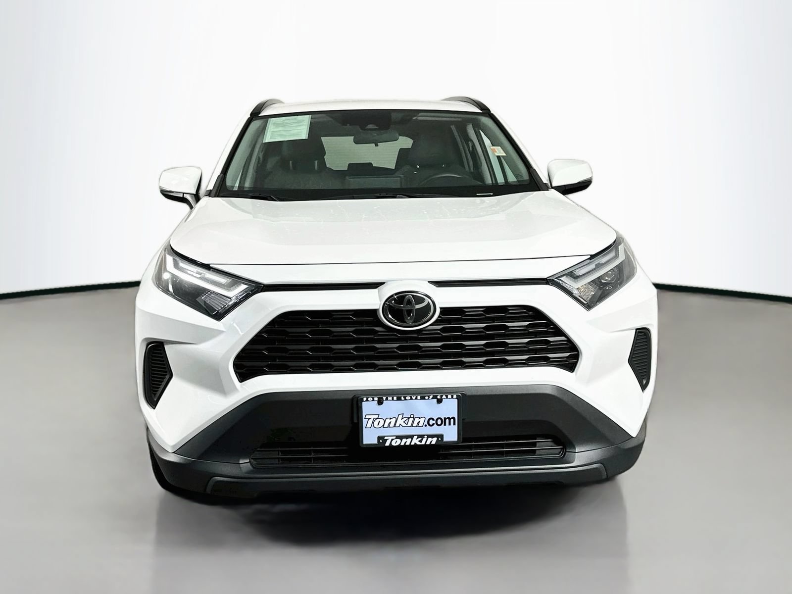 Used 2023 Toyota RAV4 XLE w/ XLE Grade Weather Package AWD/4WD image 2