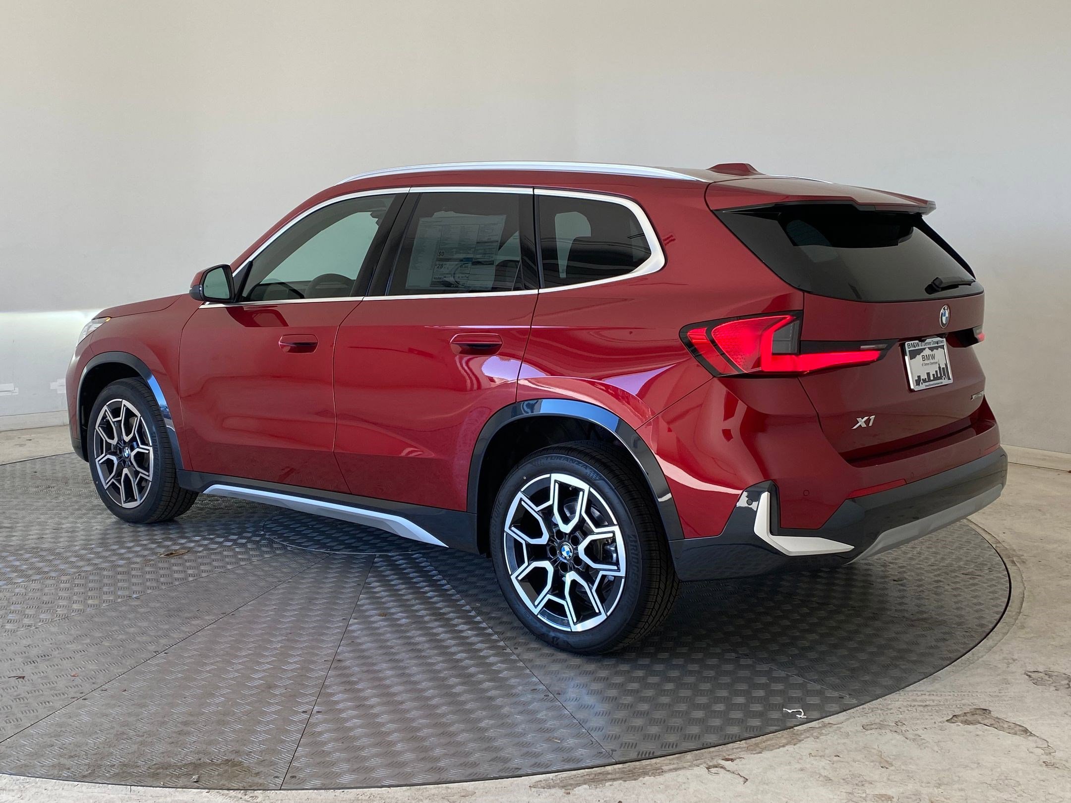 New 2026 BMW X1 xDrive28i w/ Convenience Package AWD/4WD image 3