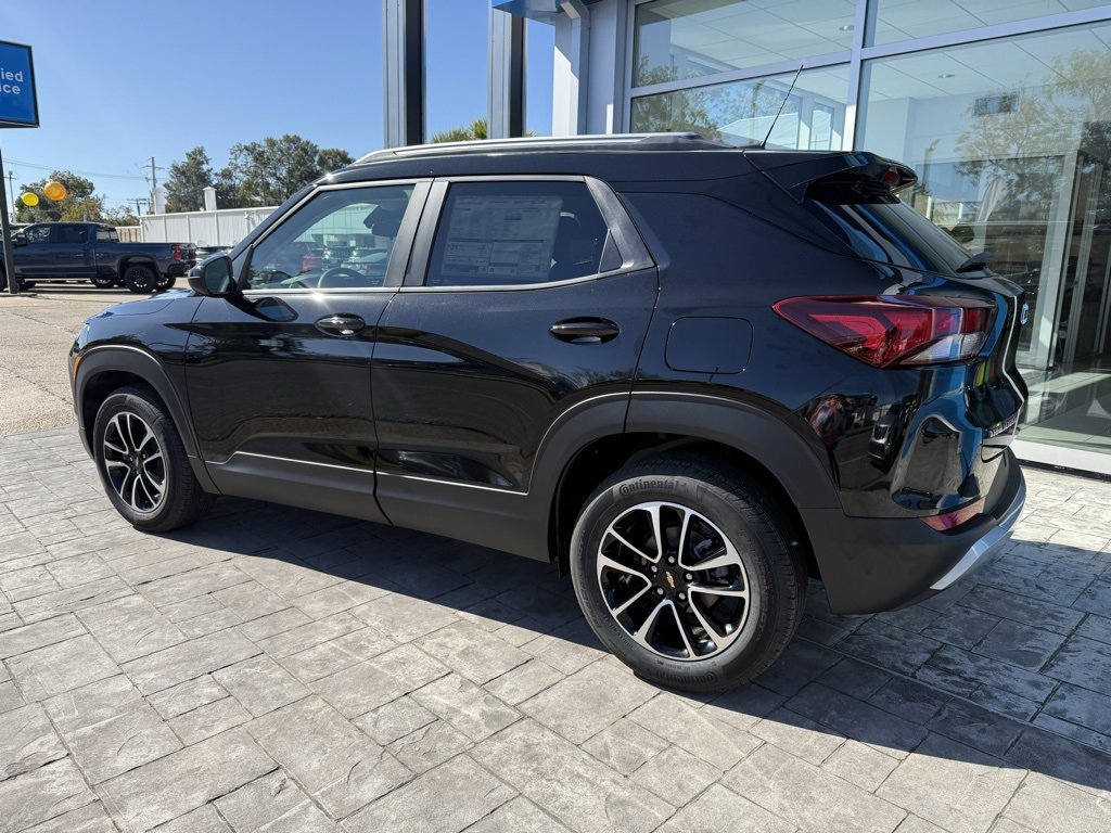 New 2026 Chevrolet TrailBlazer LT image 2