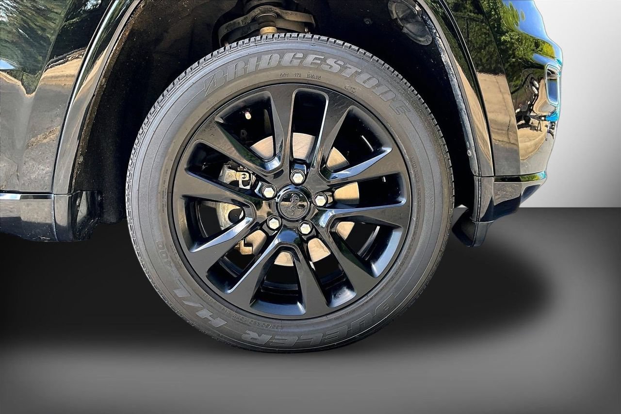 Certified 2020 Jeep Grand Cherokee Altitude AWD/4WD image 31