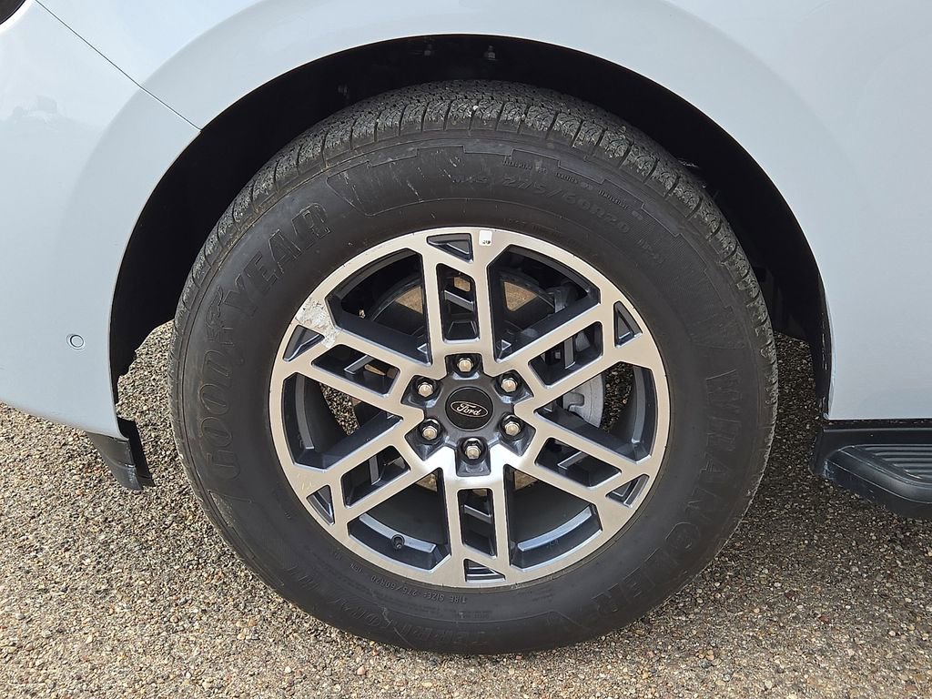 Used 2025 Ford Expedition Max Active image 10