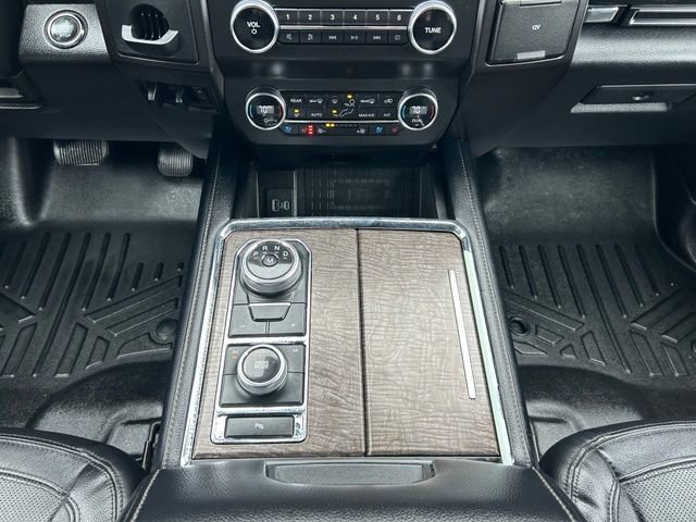 Used 2020 Ford Expedition Max Limited AWD/4WD image 19