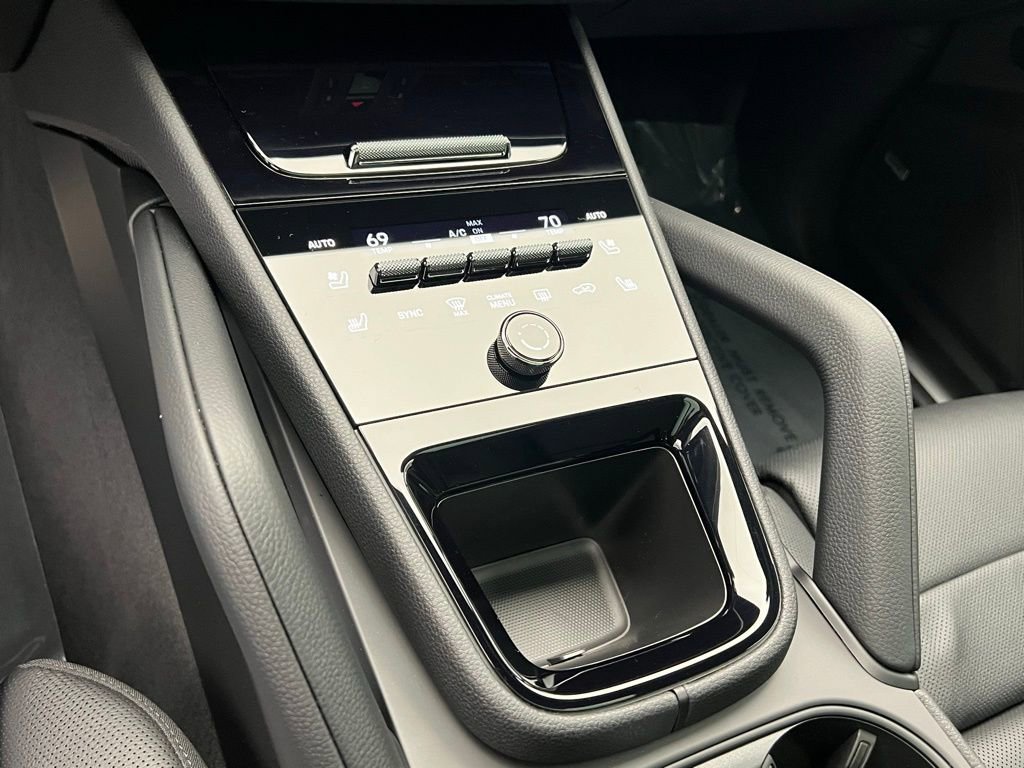 New 2026 Porsche Cayenne image 11