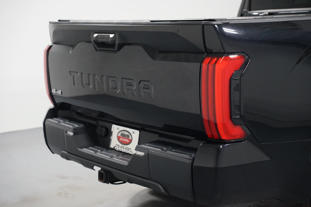 Used 2022 Toyota Tundra SR5 AWD/4WD image 9