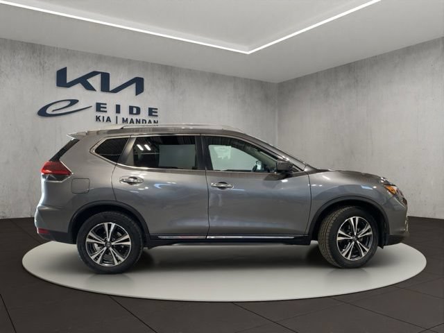 Used 2018 Nissan Rogue SL AWD/4WD image 13