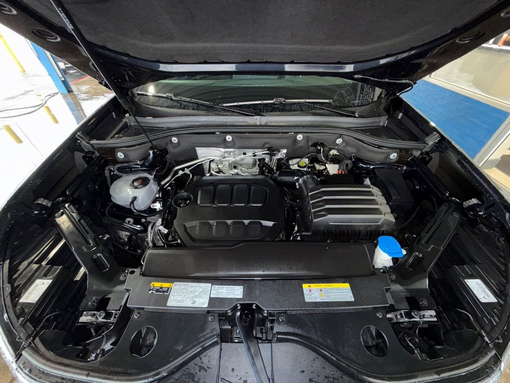 Used 2025 Volkswagen Atlas SE w/ Panoramic Sunroof Package image 26