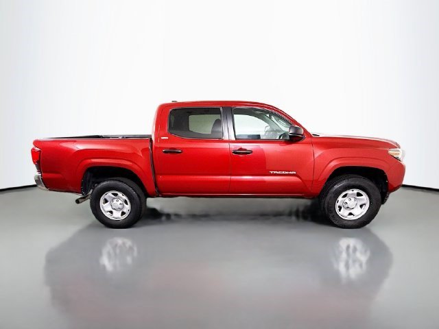 Used 2019 Toyota Tacoma SR5 RWD image 11