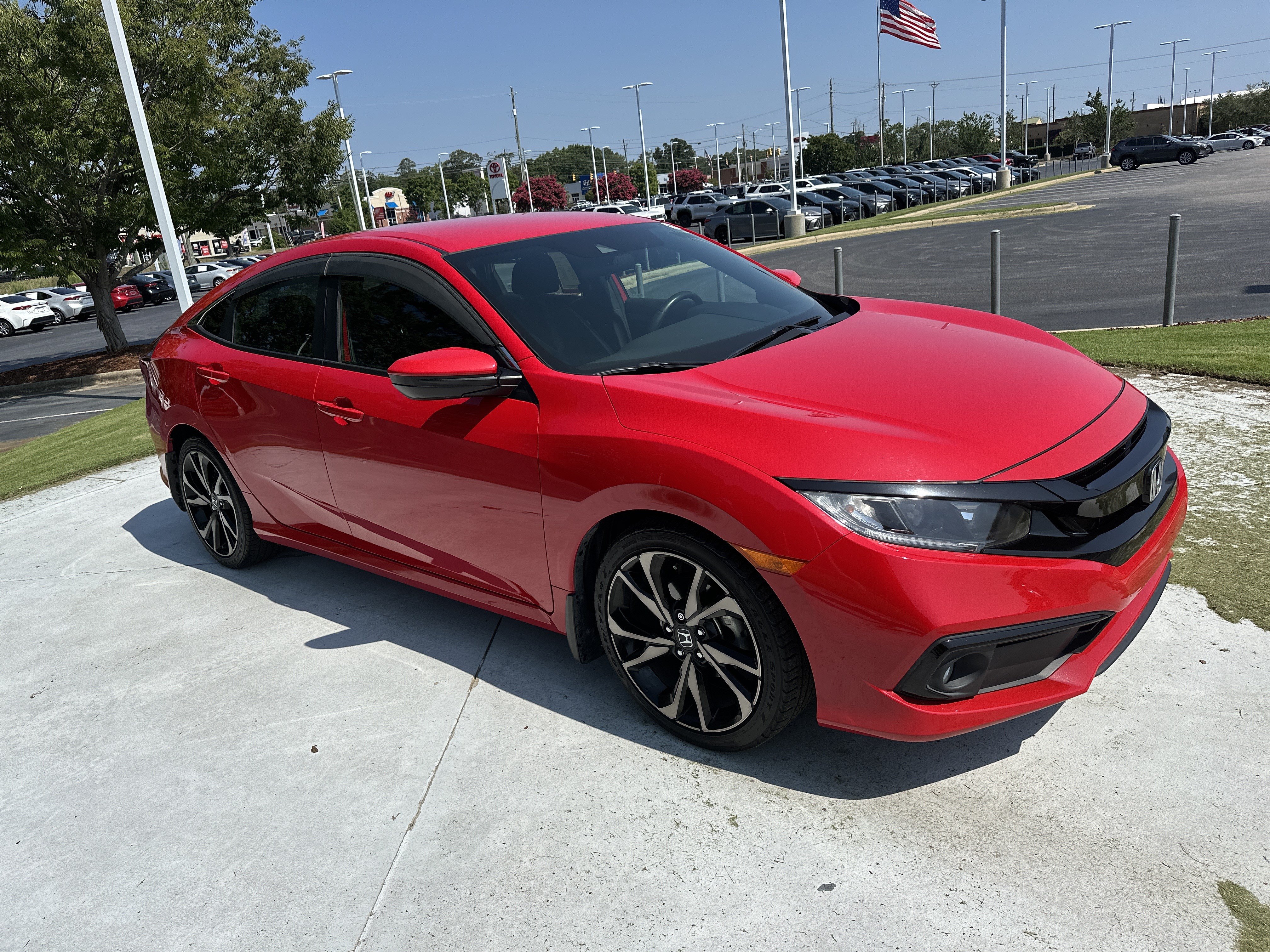 Used 2021 Honda Civic Sport image 2
