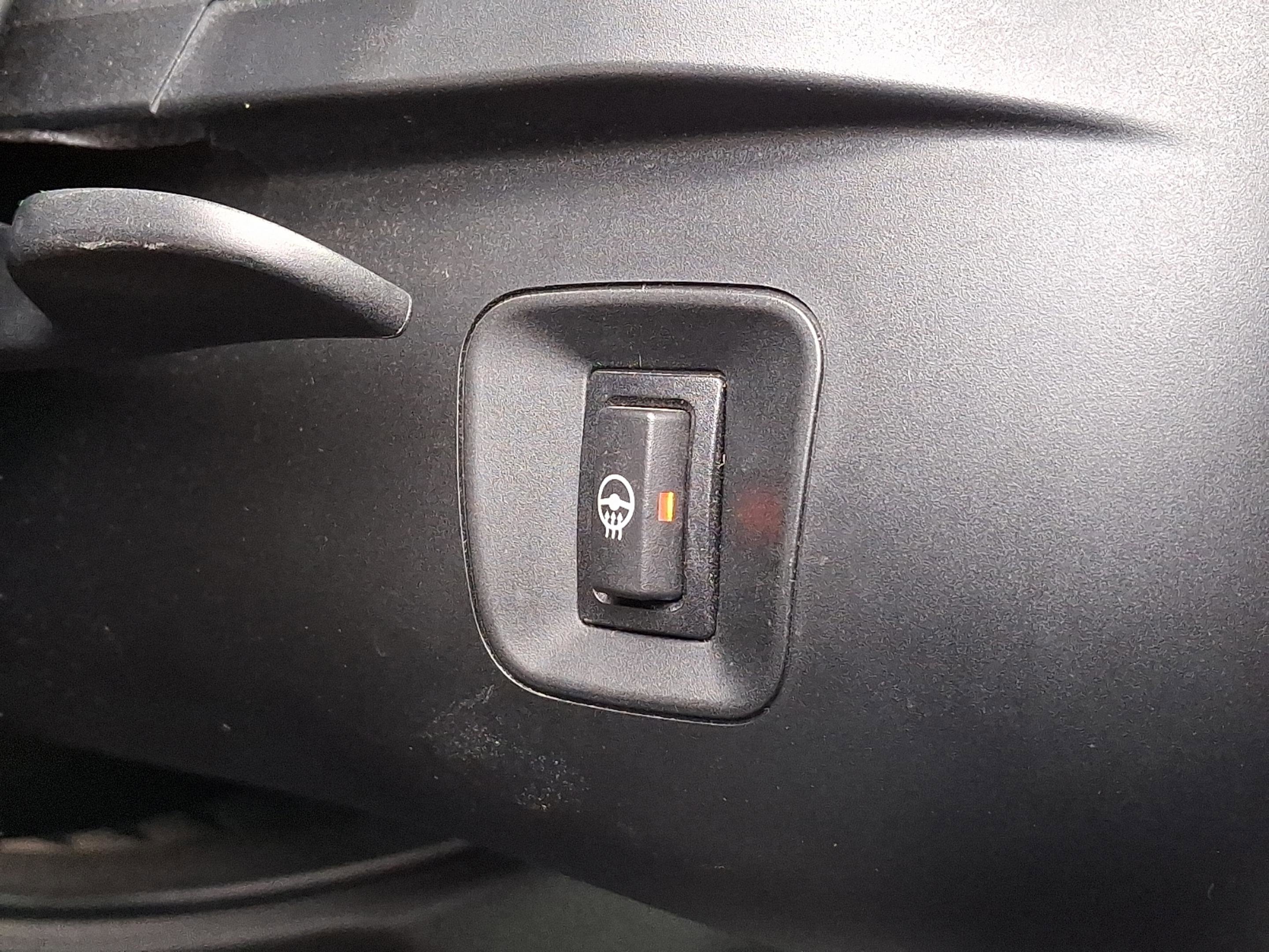 Used 2014 BMW 428i xDrive Convertible image 27