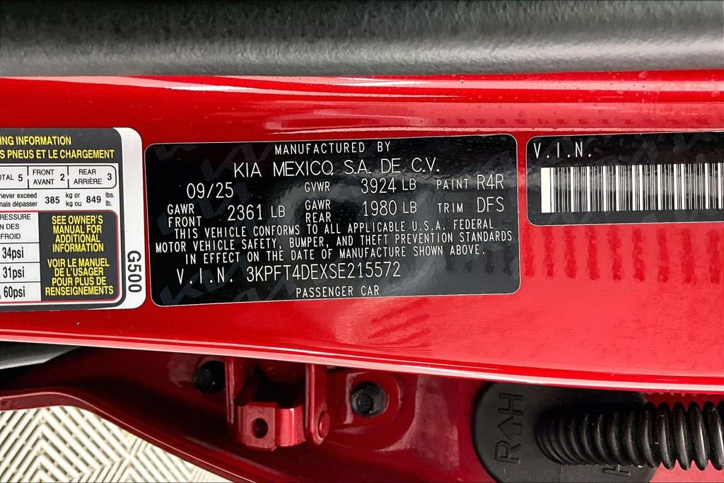 Used 2025 Kia K4 LXS image 35