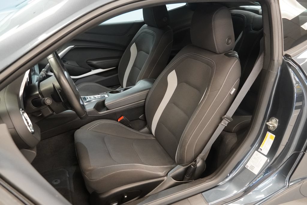 Used 2023 Chevrolet Camaro LT w/ Technology Package RWD image 3