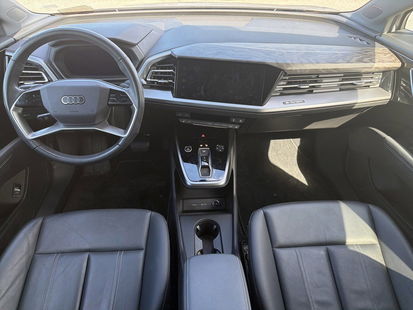 Used 2024 Audi Q4 e-tron Premium AWD/4WD image 13