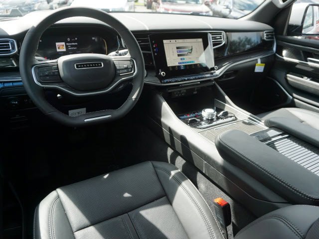 New 2022 Jeep Wagoneer Series III image 10