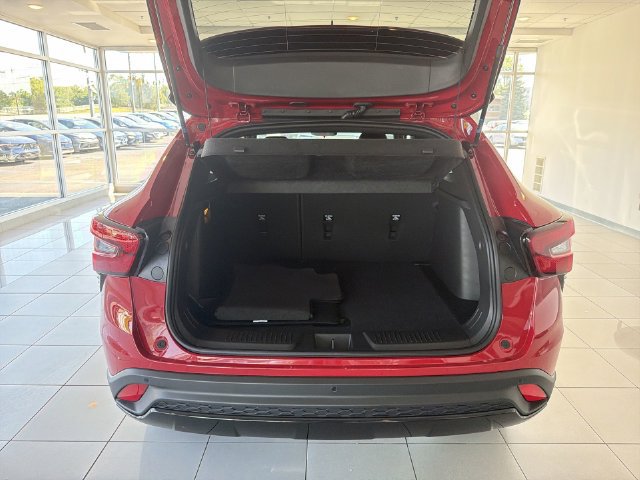 New 2026 Chevrolet Trax RS w/ Driver Confidence Package FWD image 15