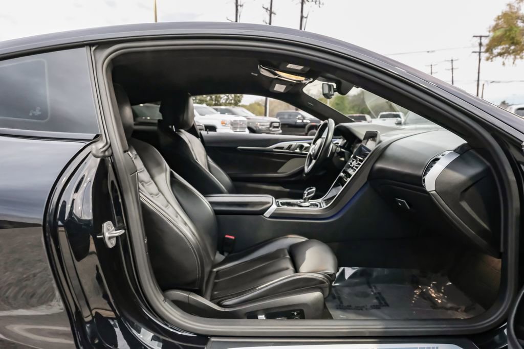 Used 2022 BMW M850i xDrive Coupe w/ Driving Assistance Package image 43