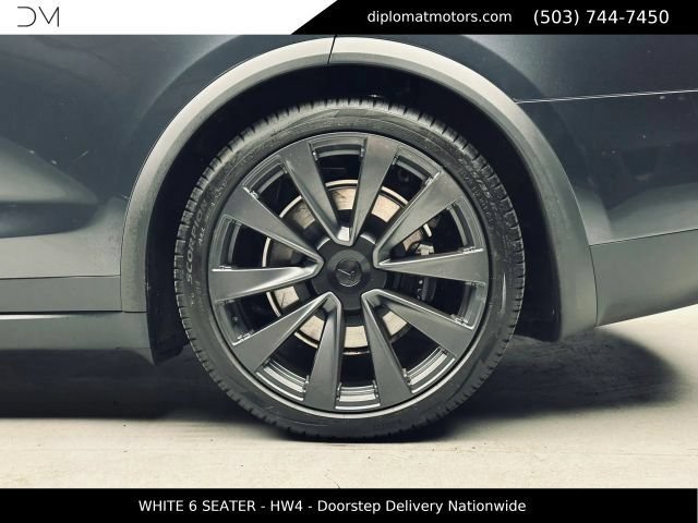 Used 2025 Tesla Model X AWD/4WD image 39