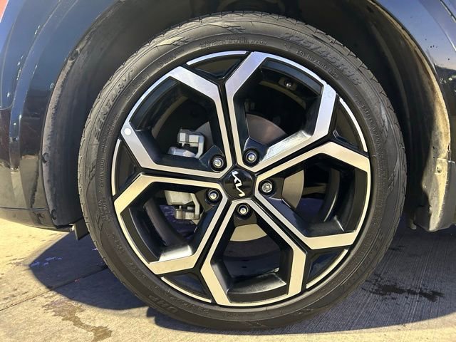 Used 2023 Kia Niro EX Touring image 30