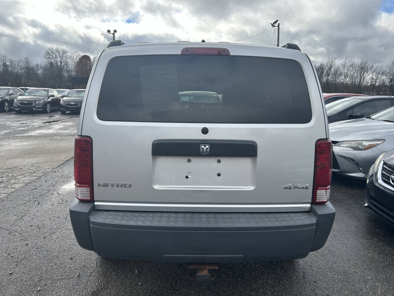 Used 2007 Dodge Nitro SXT AWD/4WD image 5