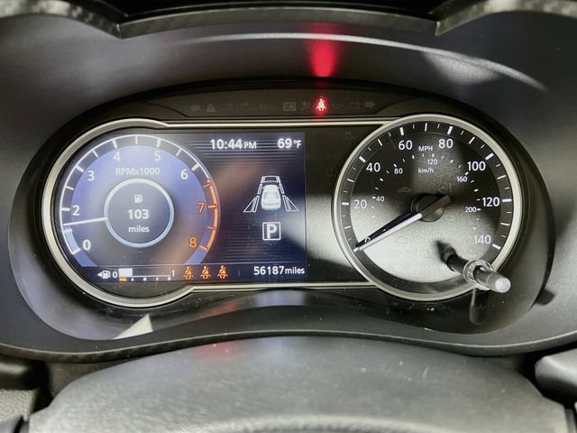 Used 2024 Nissan Versa SR FWD image 14