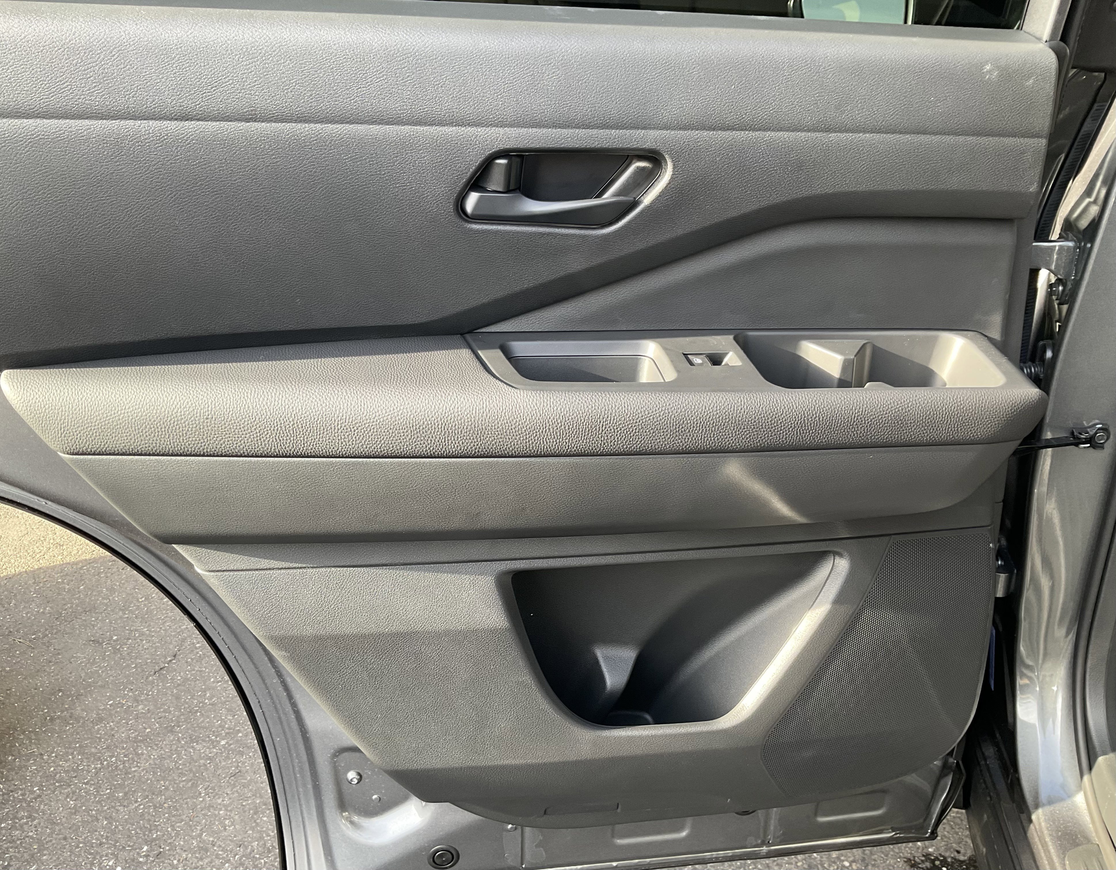 Used 2025 Nissan Pathfinder Rock Creek image 36