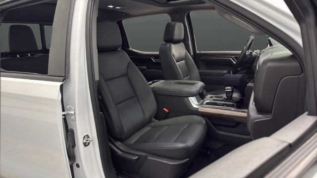 Used 2022 Chevrolet Silverado 1500 LT Trail Boss w/ LT Trail Boss Premium Package AWD/4WD image 24