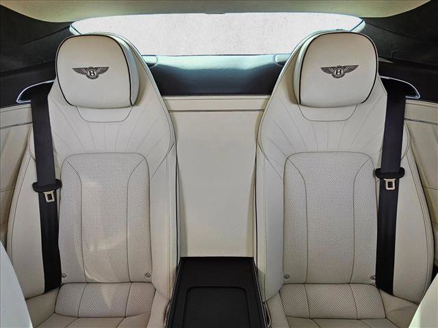 Used 2024 Bentley Continental GT V8 image 17