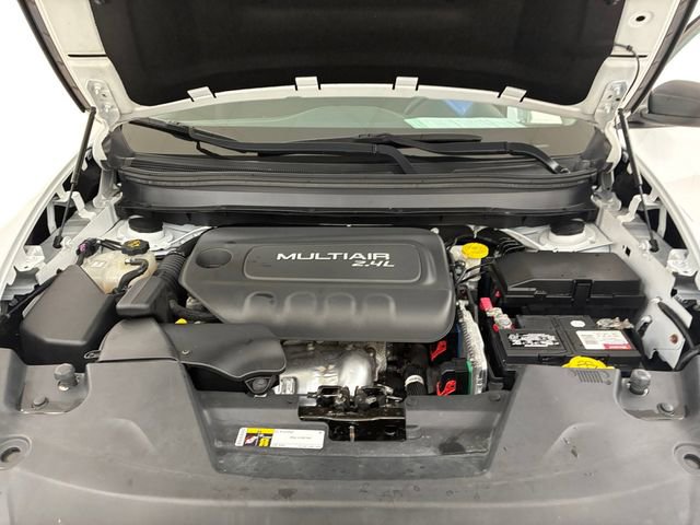 Used 2016 Jeep Cherokee Sport w/ Safety Group image 11