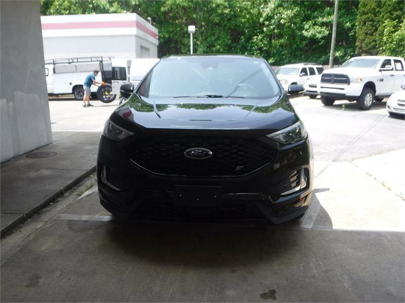 Used 2022 Ford Edge ST image 17