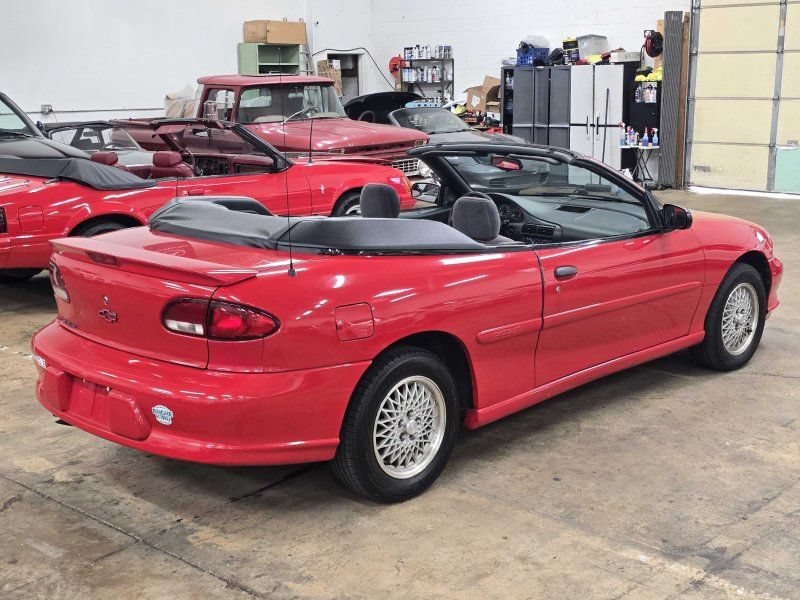 Used 1999 Chevrolet Cavalier Z24 FWD image 16