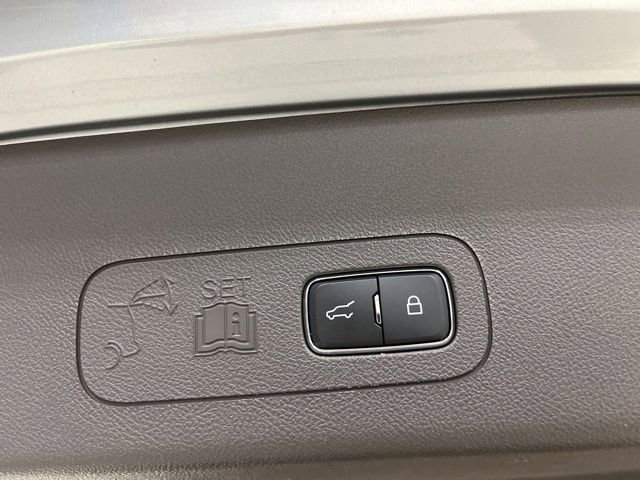 Used 2023 Lincoln Aviator Reserve w/ Elements Package Plus image 10