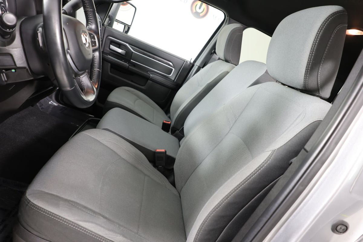Used 2024 RAM 2500 Big Horn AWD/4WD image 8