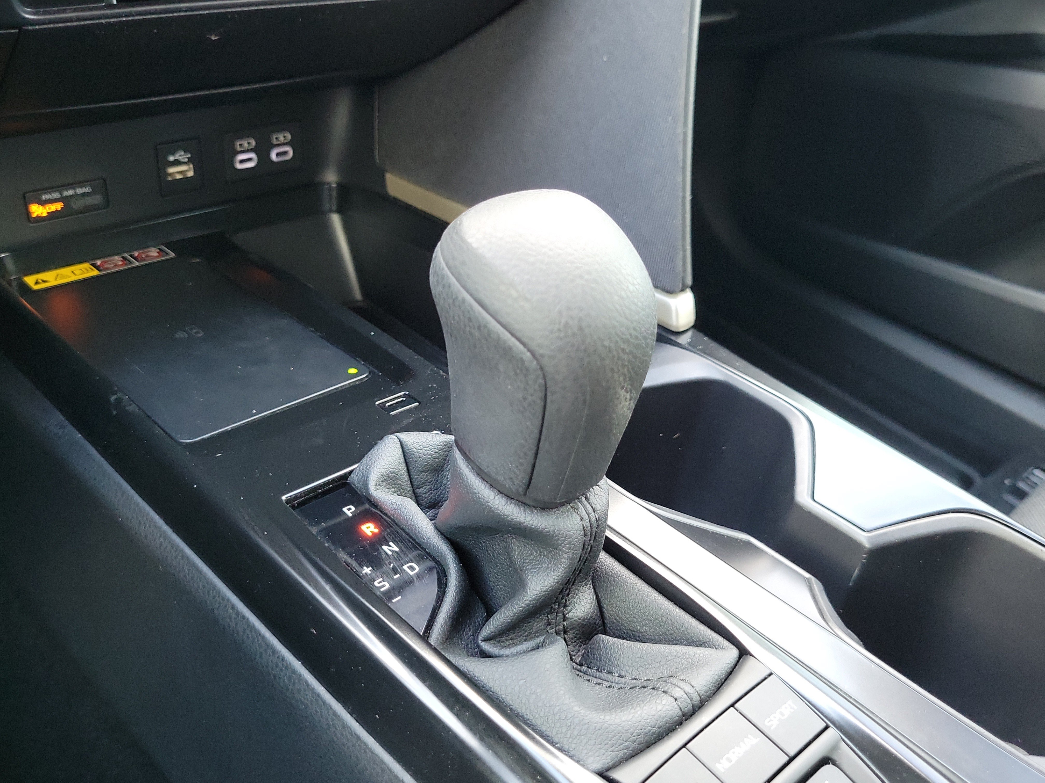 Used 2026 Toyota Camry LE w/ Convenience Package FWD image 28