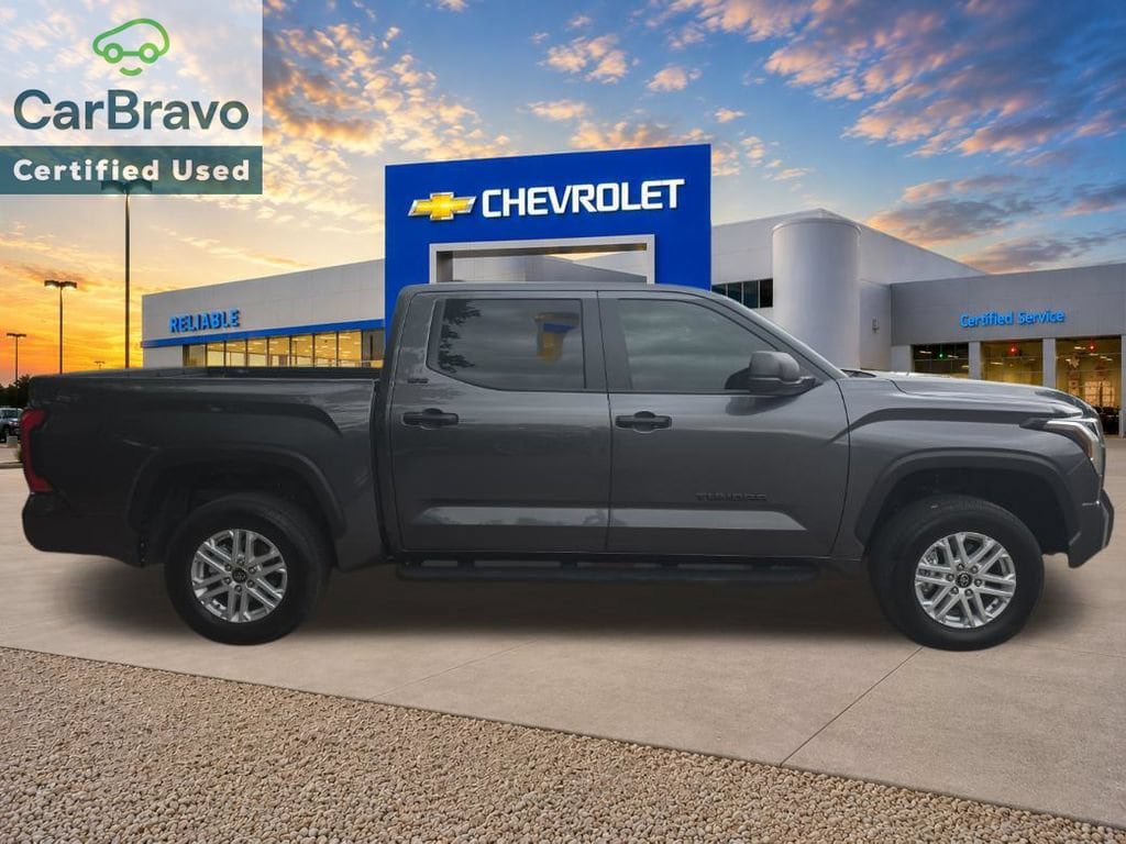 Used 2025 Toyota Tundra SR5 AWD/4WD image 8