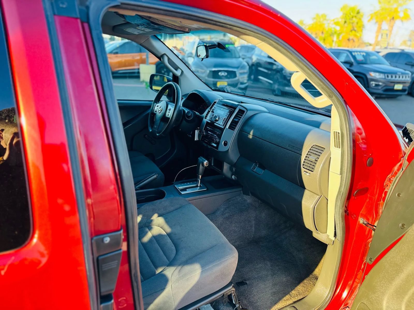 Used 2016 Nissan Frontier S RWD image 11