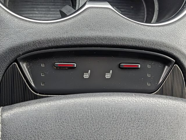 Used 2023 Toyota Venza XLE AWD/4WD image 16