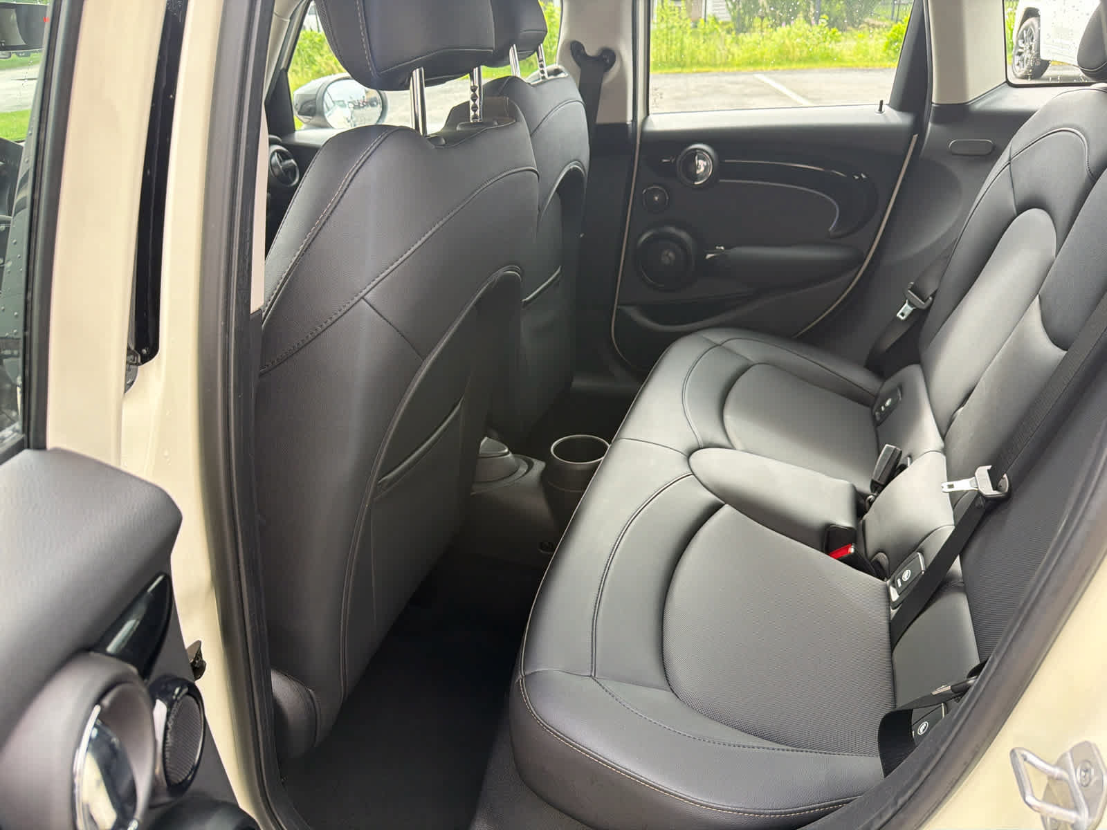 Used 2023 MINI Cooper S w/ Premium Package FWD image 9