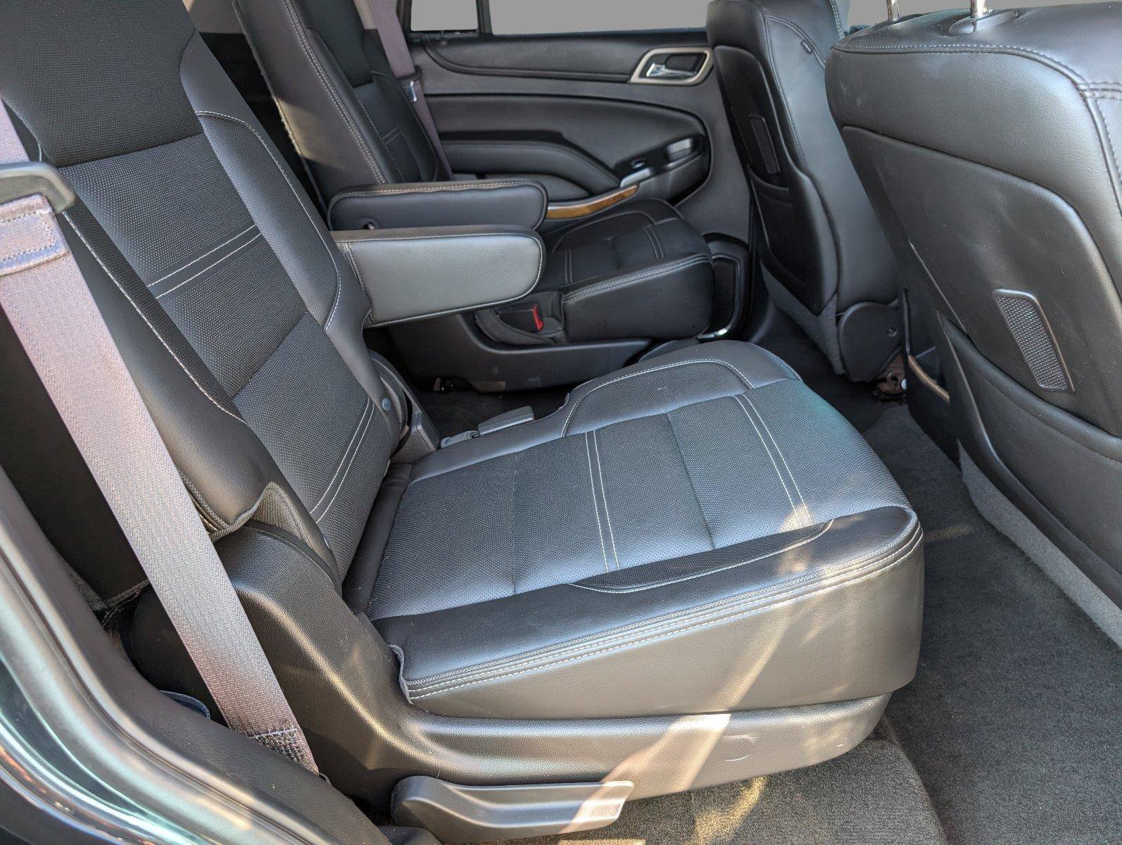 Used 2015 GMC Yukon Denali w/ Premium Package RWD image 41