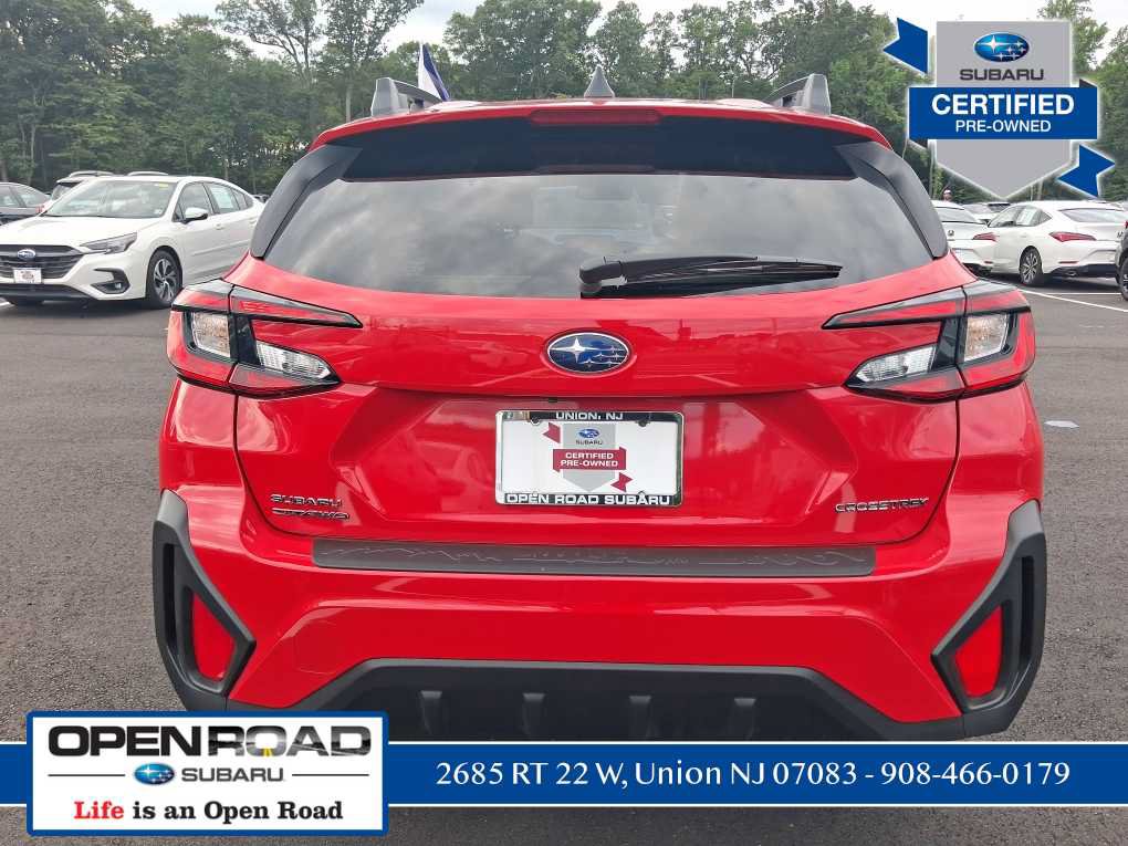 Used 2025 Subaru Crosstrek 2.5i Premium AWD/4WD image 4