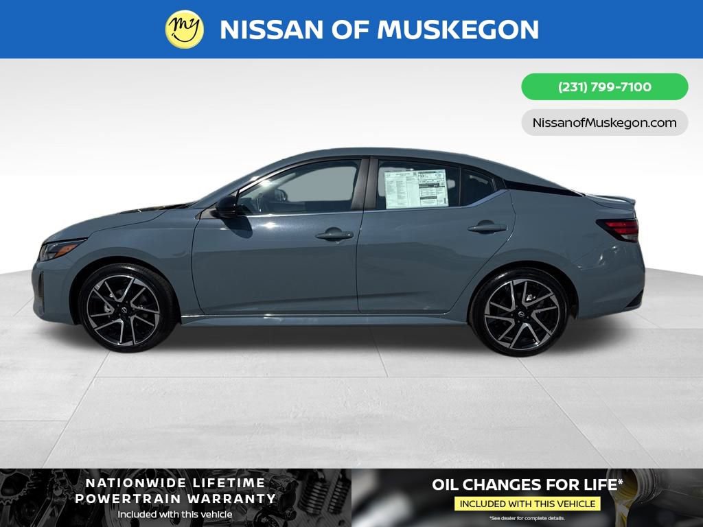New 2025 Nissan Sentra SR image 4
