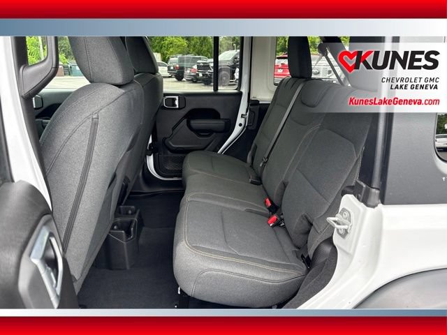 Used 2025 Jeep Wrangler Unlimited Sport AWD/4WD image 15