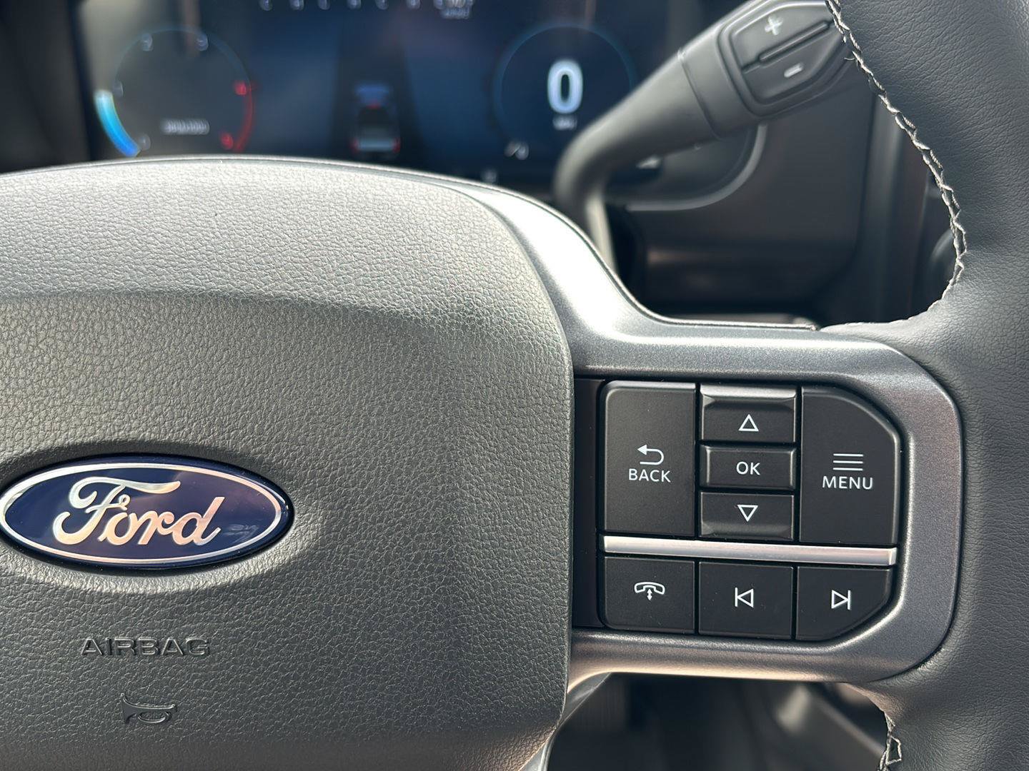 New 2027 Ford F250 Lariat w/ Black Appearance Package AWD/4WD image 20