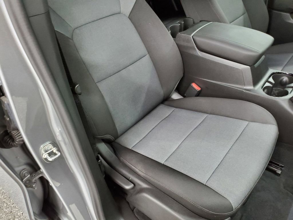 Used 2023 Chevrolet Colorado Trail Boss w/ Technology Package image 22